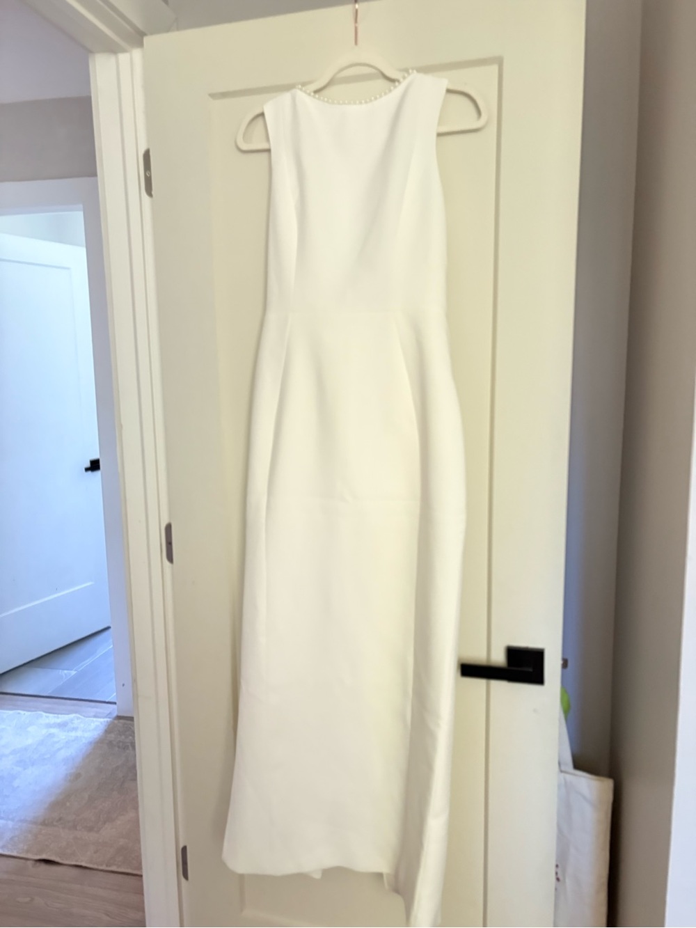 Minimalist White Sleeveless Bridal Gown